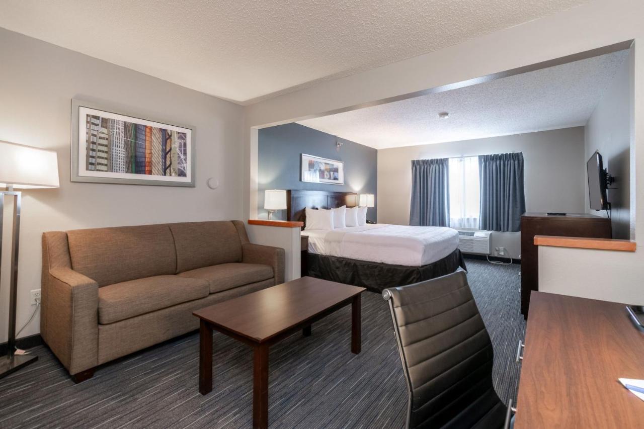 Wingate By Wyndham Great Falls Exterior photo