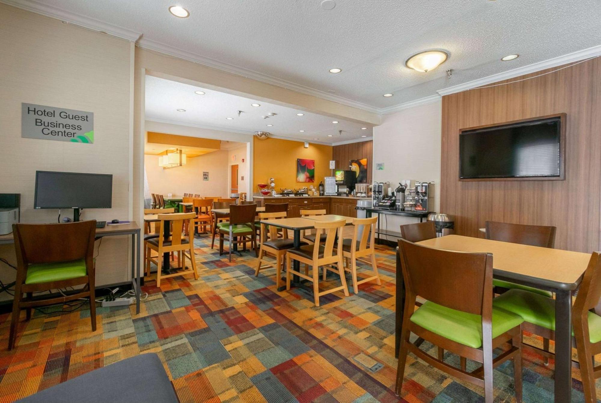 Wingate By Wyndham Great Falls Exterior photo